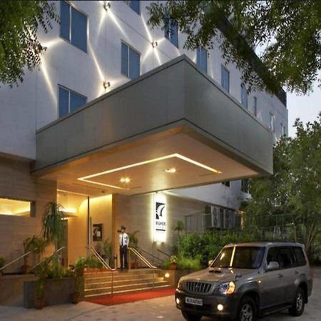 Silver Ferns A Boutique Hotel Yeni Delhi Dış mekan fotoğraf